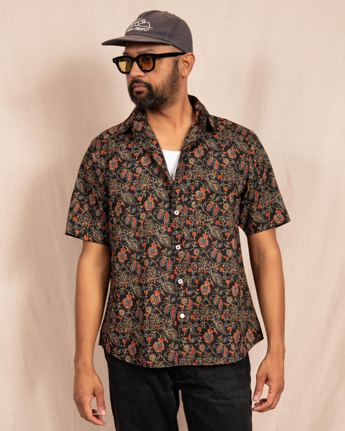 'The Folk' Shirt in Black Mughal Floral Print