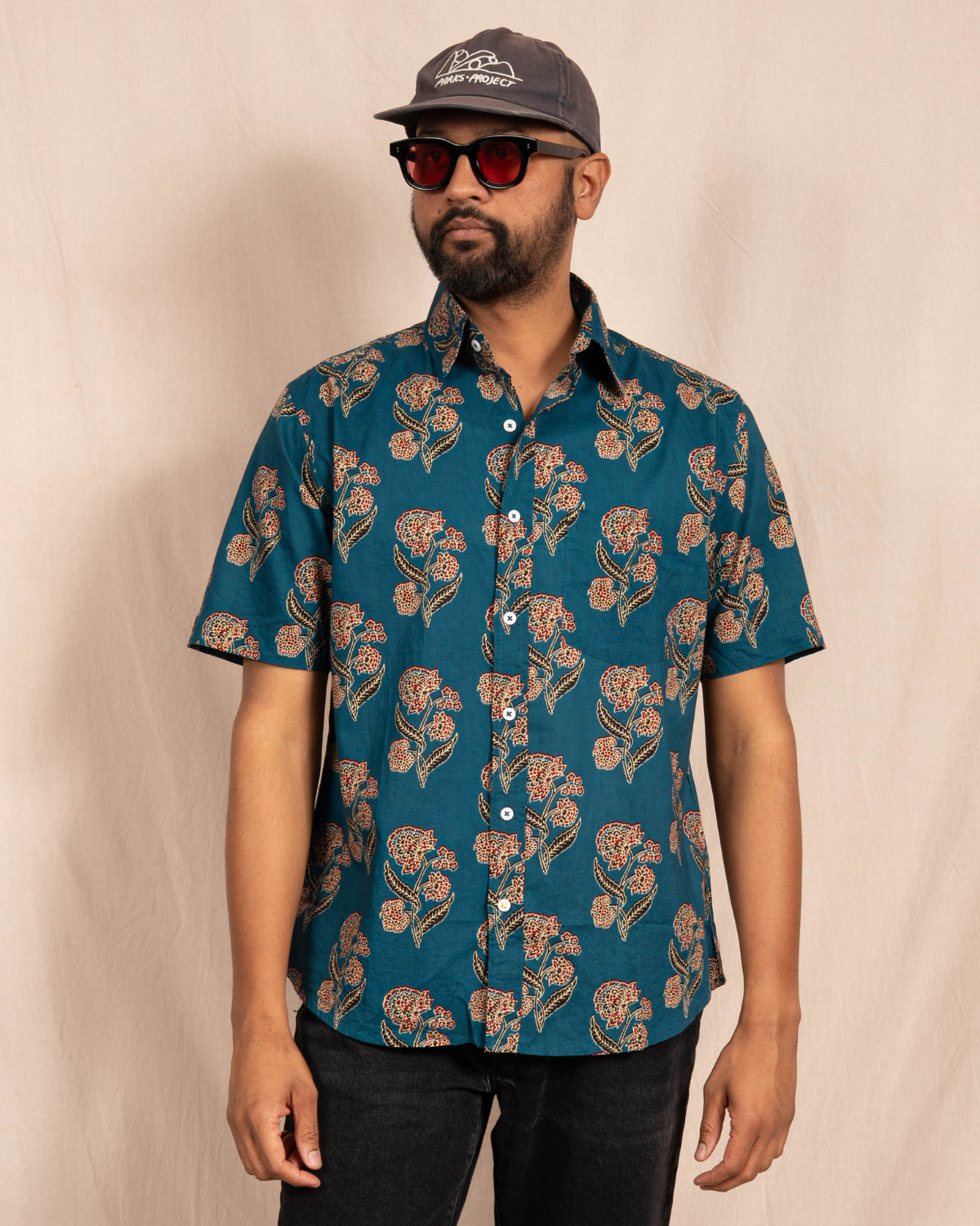 'The Folk' Shirt in Blue and Red Floral Print