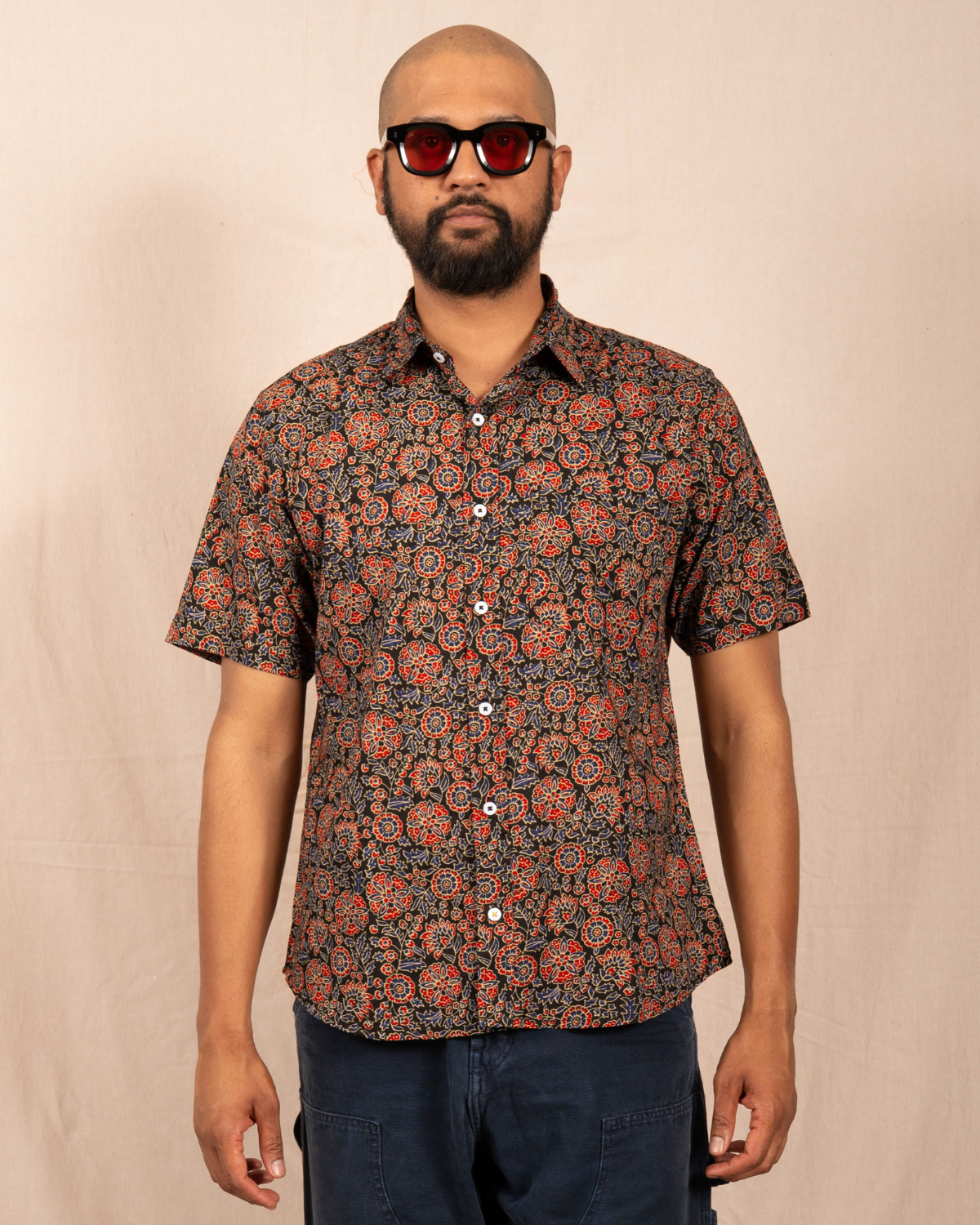'The Folk' Shirt in Black and Red Delhi Floral Print