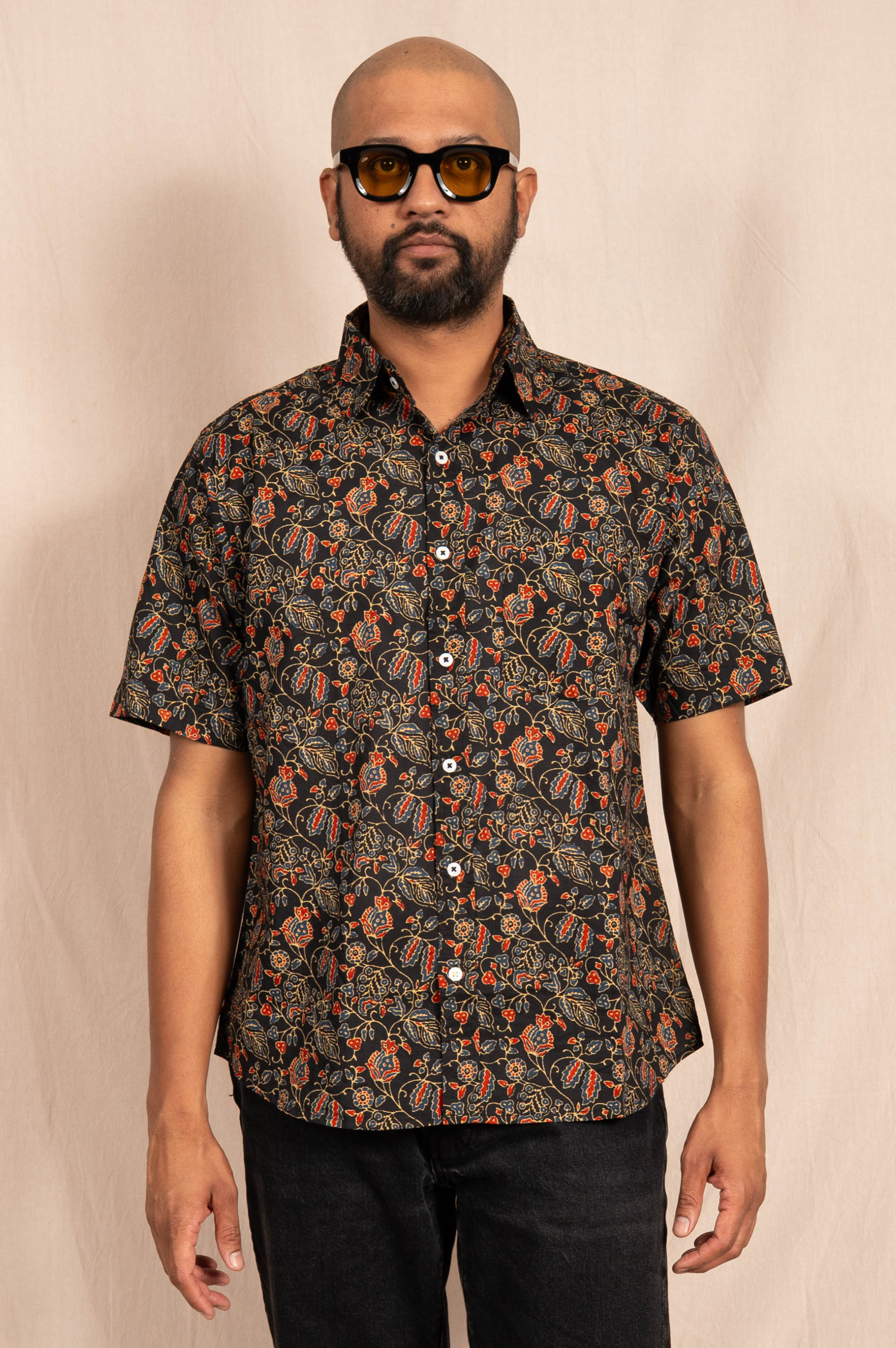 'The Folk' Shirt in Black Mughal Floral Print