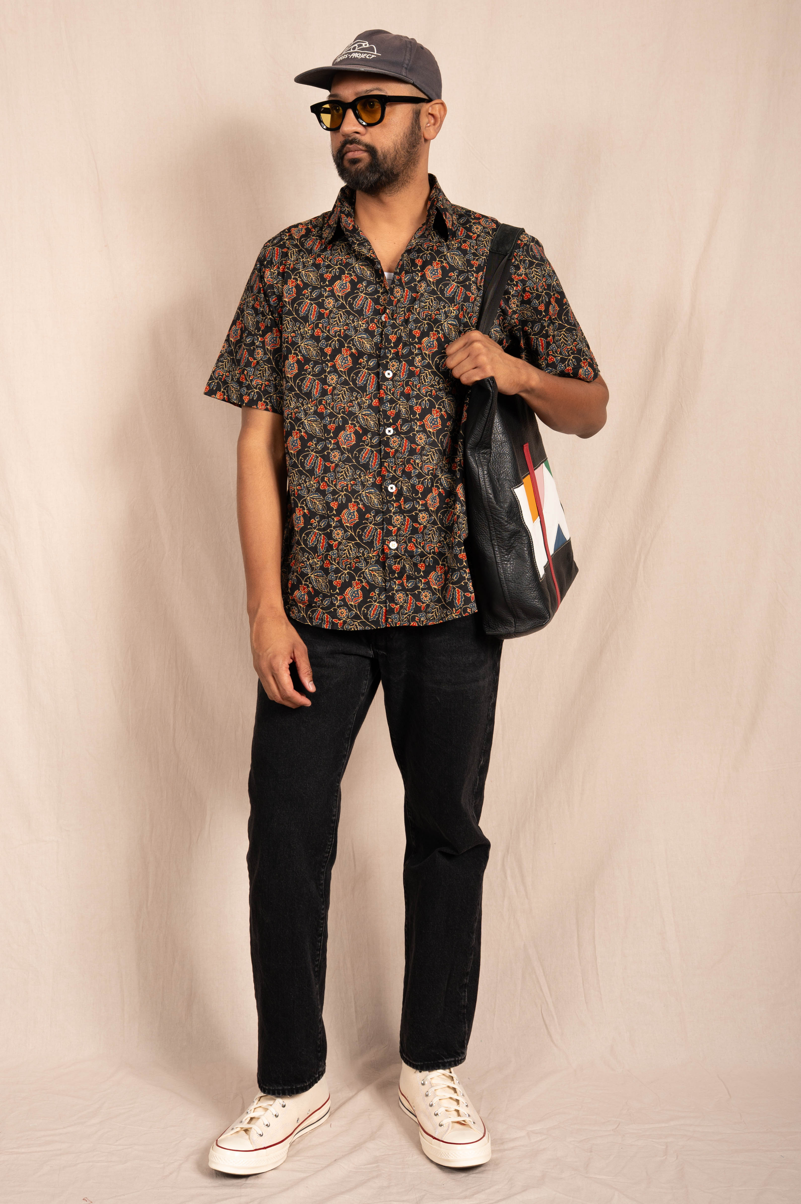 'The Folk' Shirt in Black Mughal Floral Print