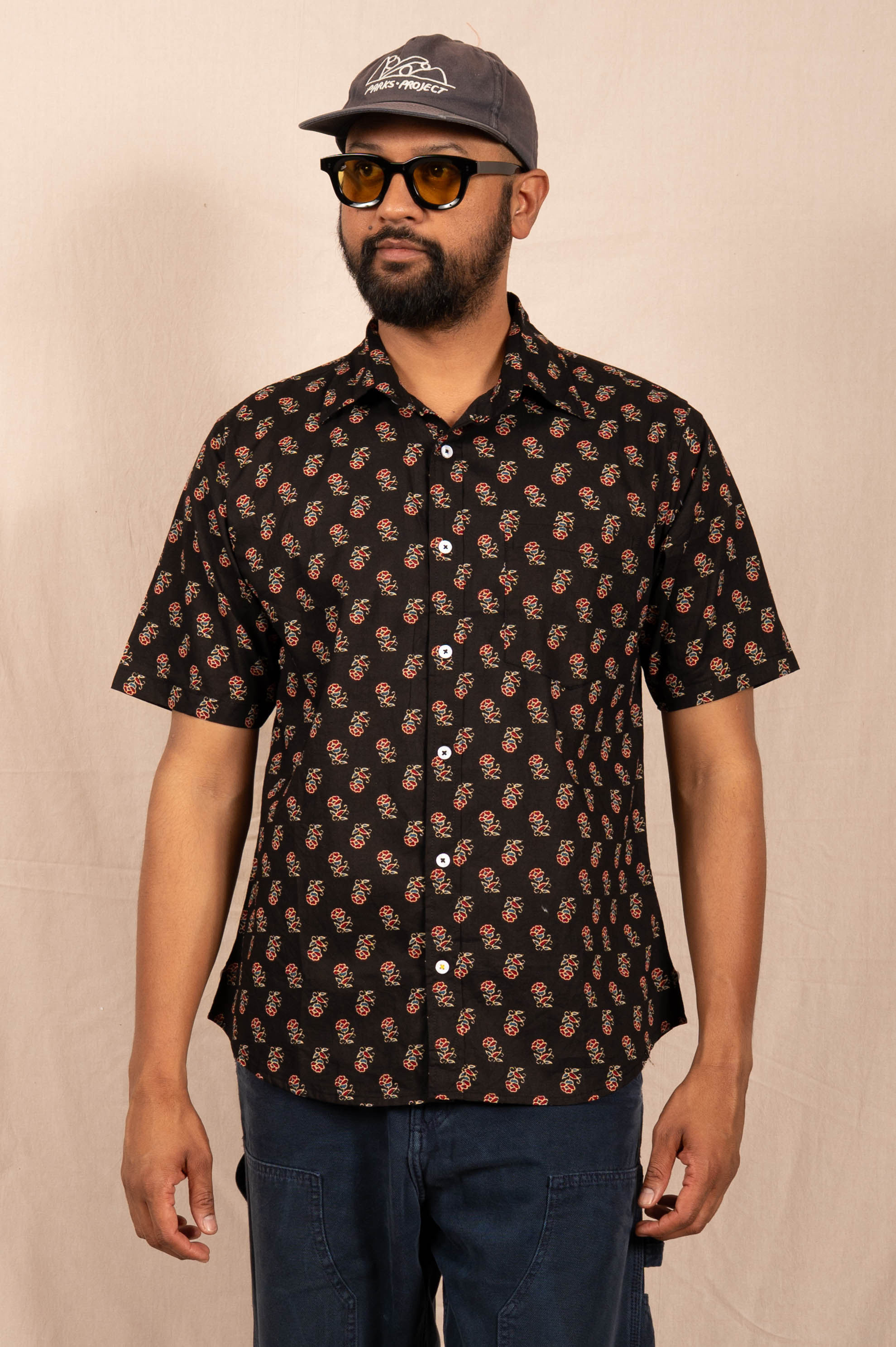 'The Folk' Shirt in Noir Rose Print