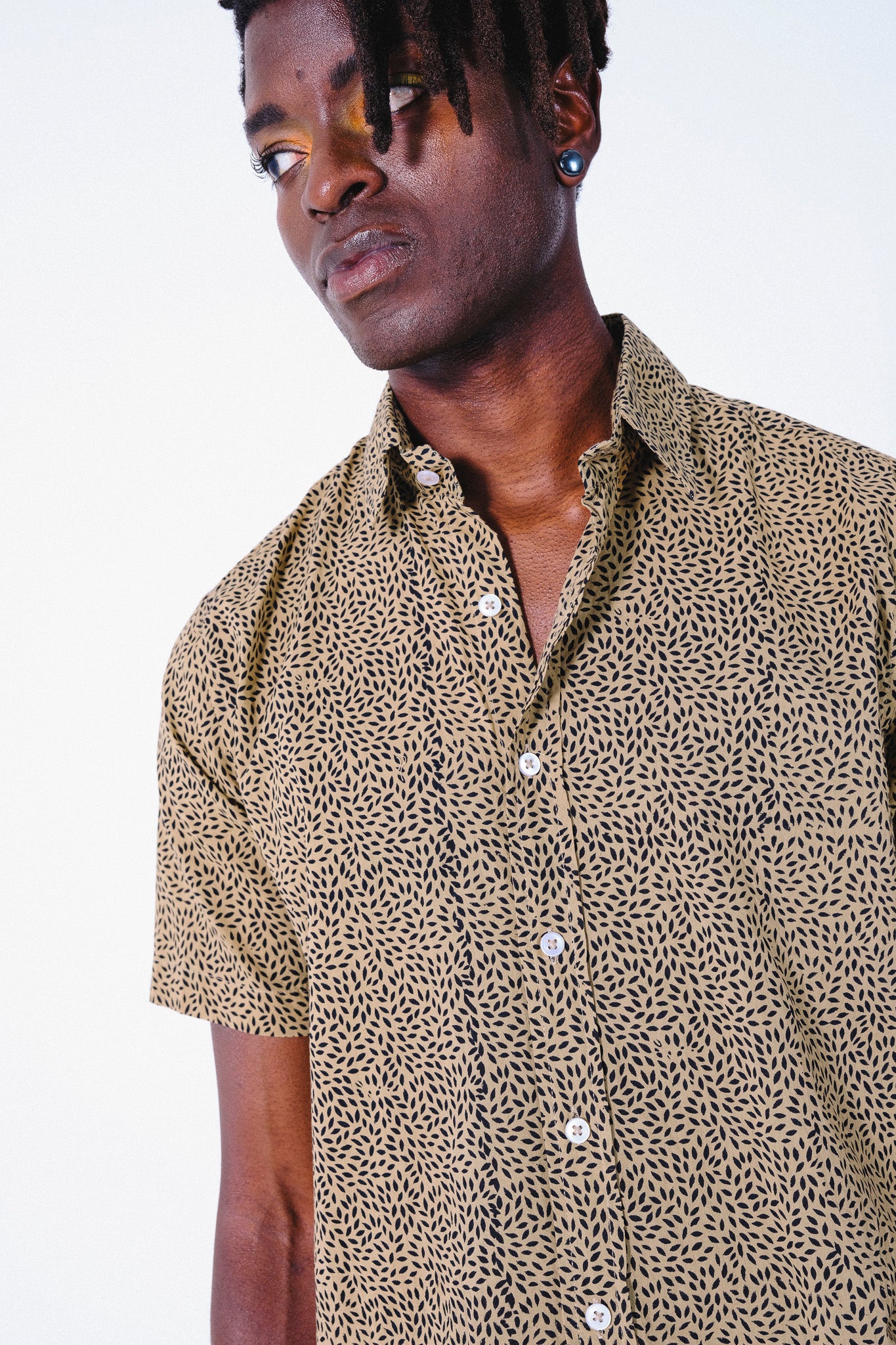 Hand Block Printed 'The Sheril' Short Sleeve Shirt in Kiwi 'Seeds' Print