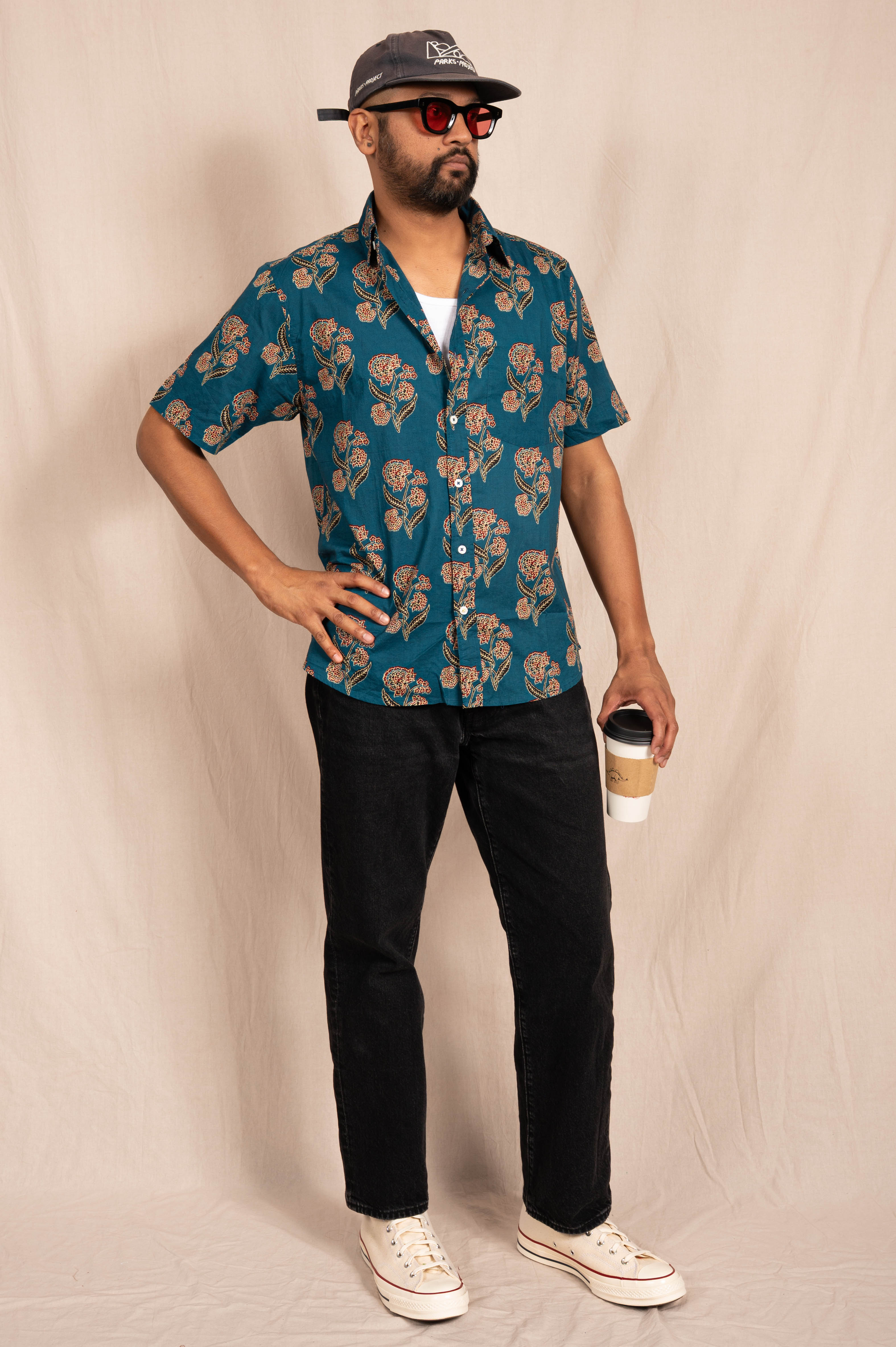 'The Folk' Shirt in Blue and Red Floral Print