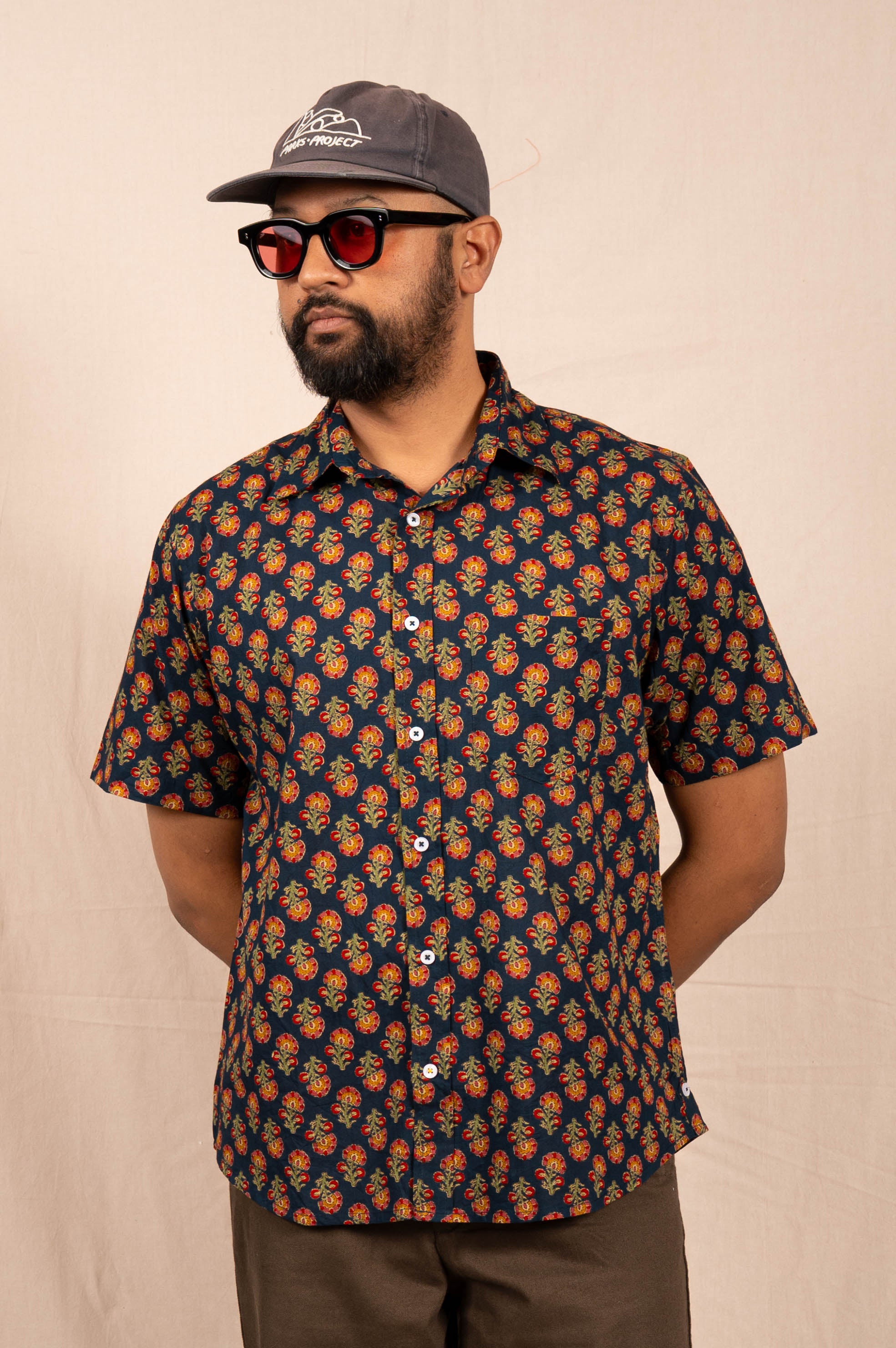 'The Folk' Shirt in Navy and Red Floral Print