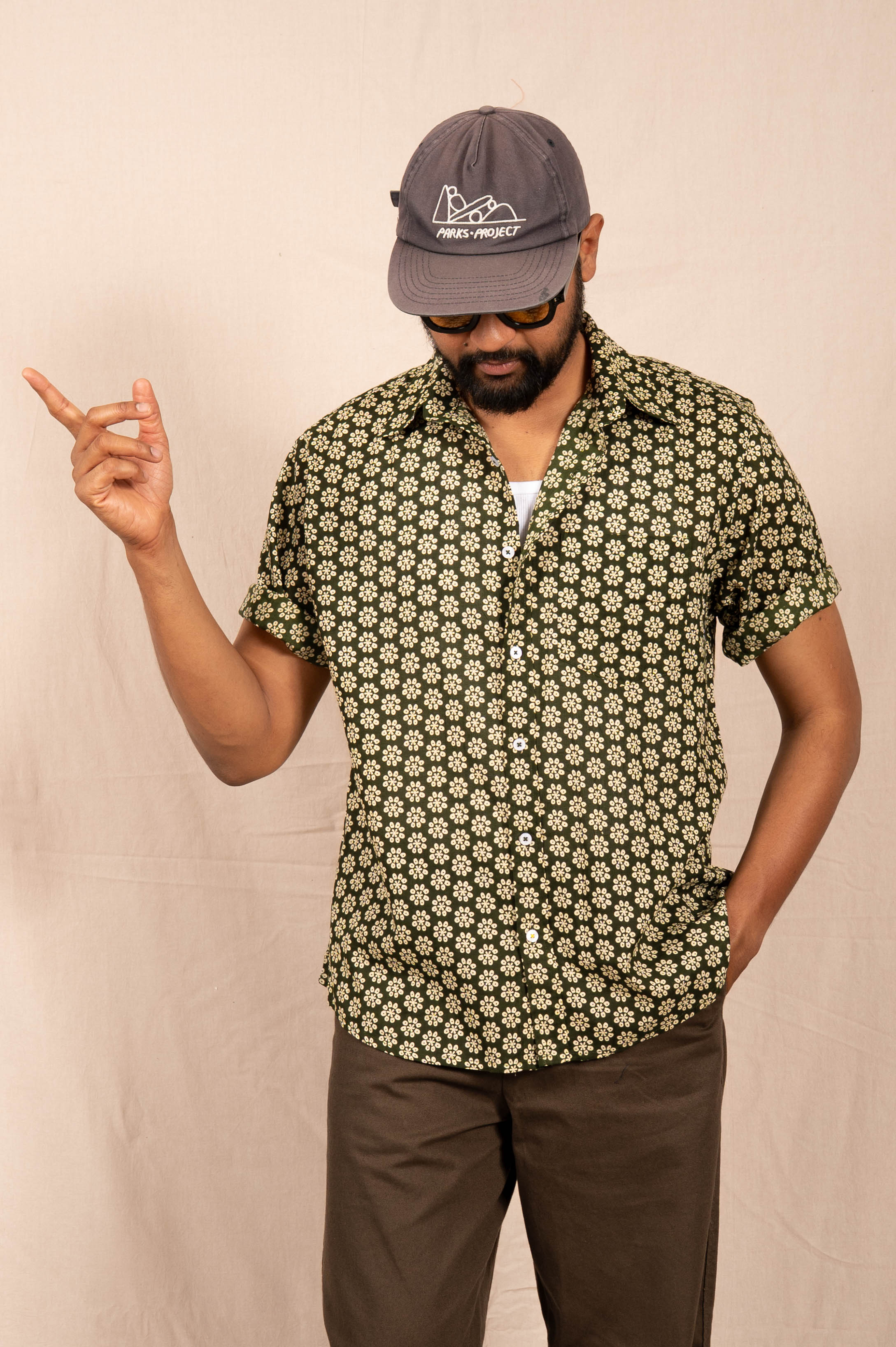 'The Folk' Shirt in Olive Octagon Print