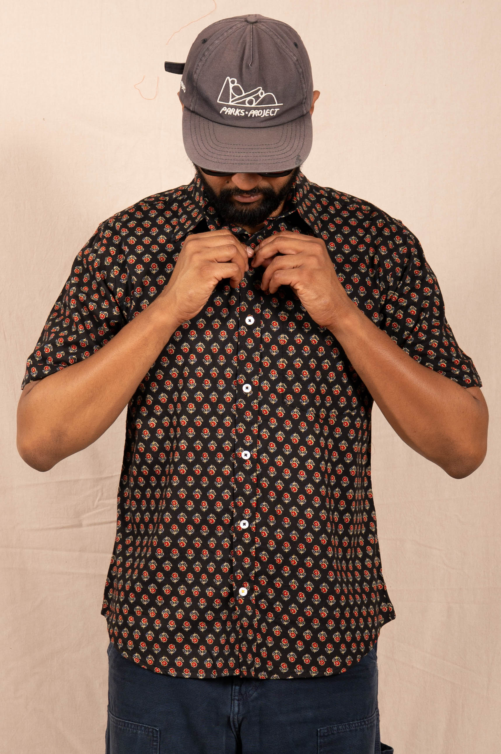'The Folk' Shirt in Black Lily Print