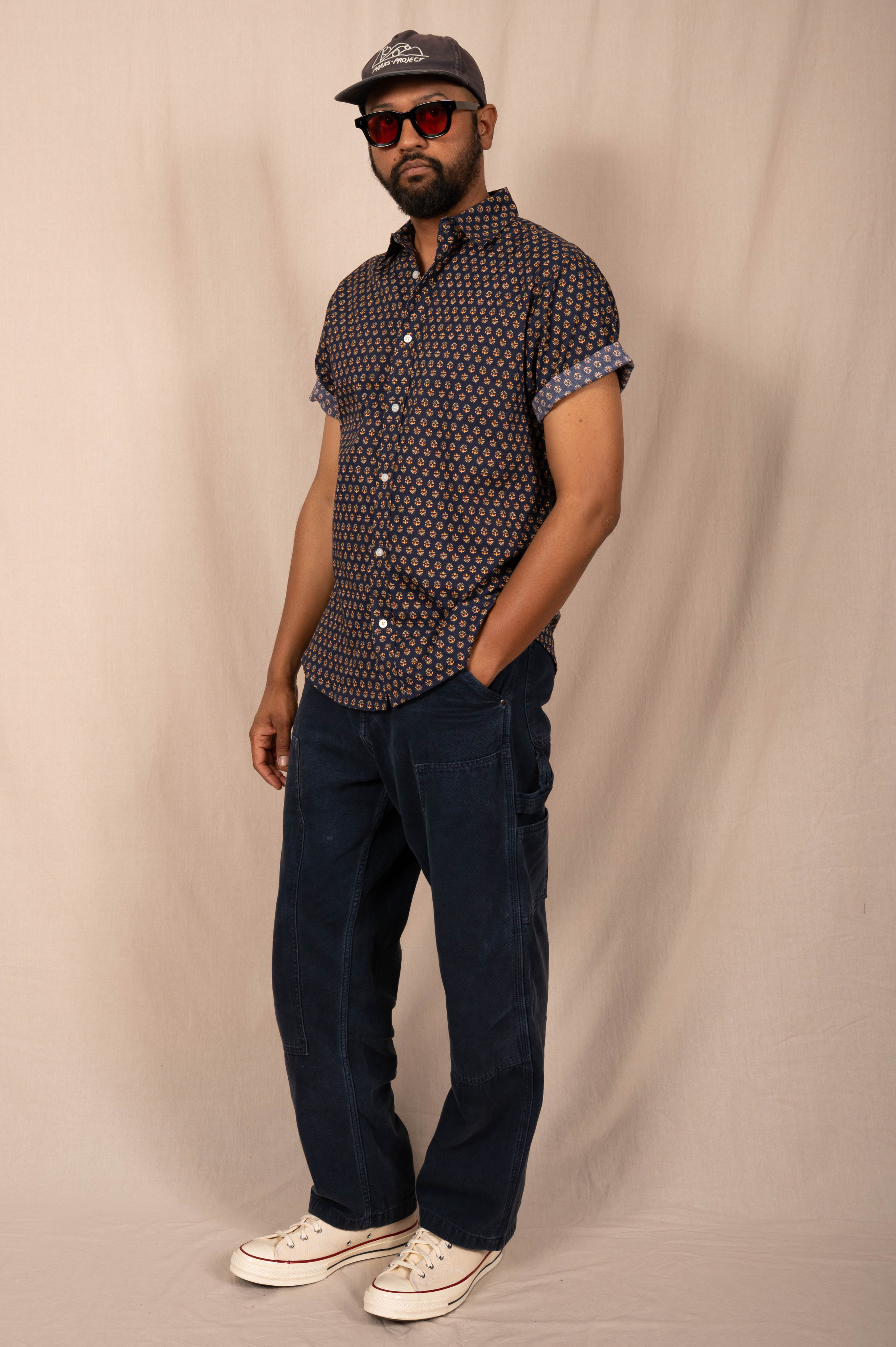 'The Sheril' Short Sleeve Shirt in Navy Motif