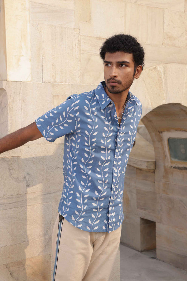 Hand Printed 'The Prat' Short Sleeve Shirt in Blue Ivy Print
